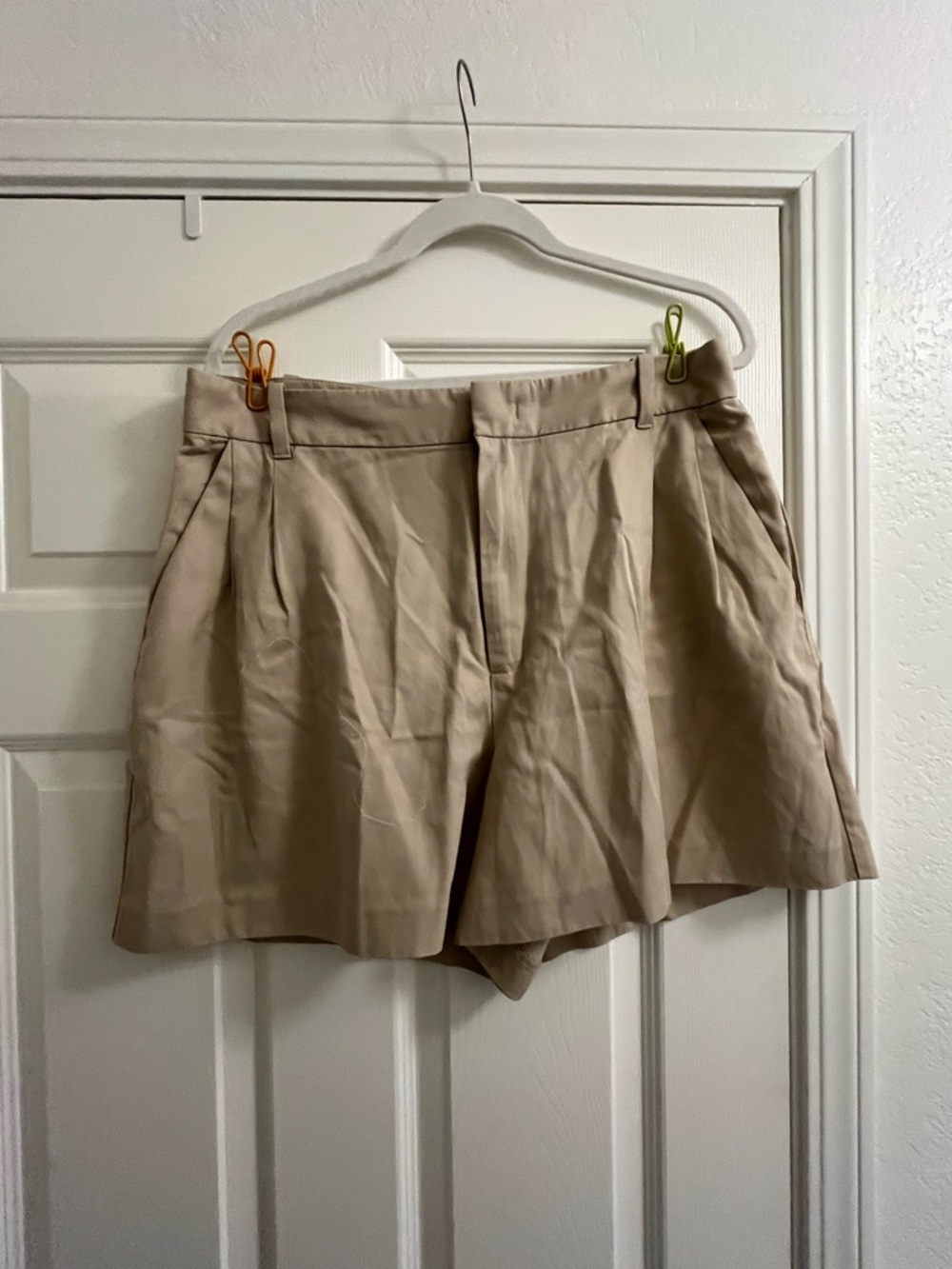Madewell Pleated Khaki Beige High-Rise Shorts